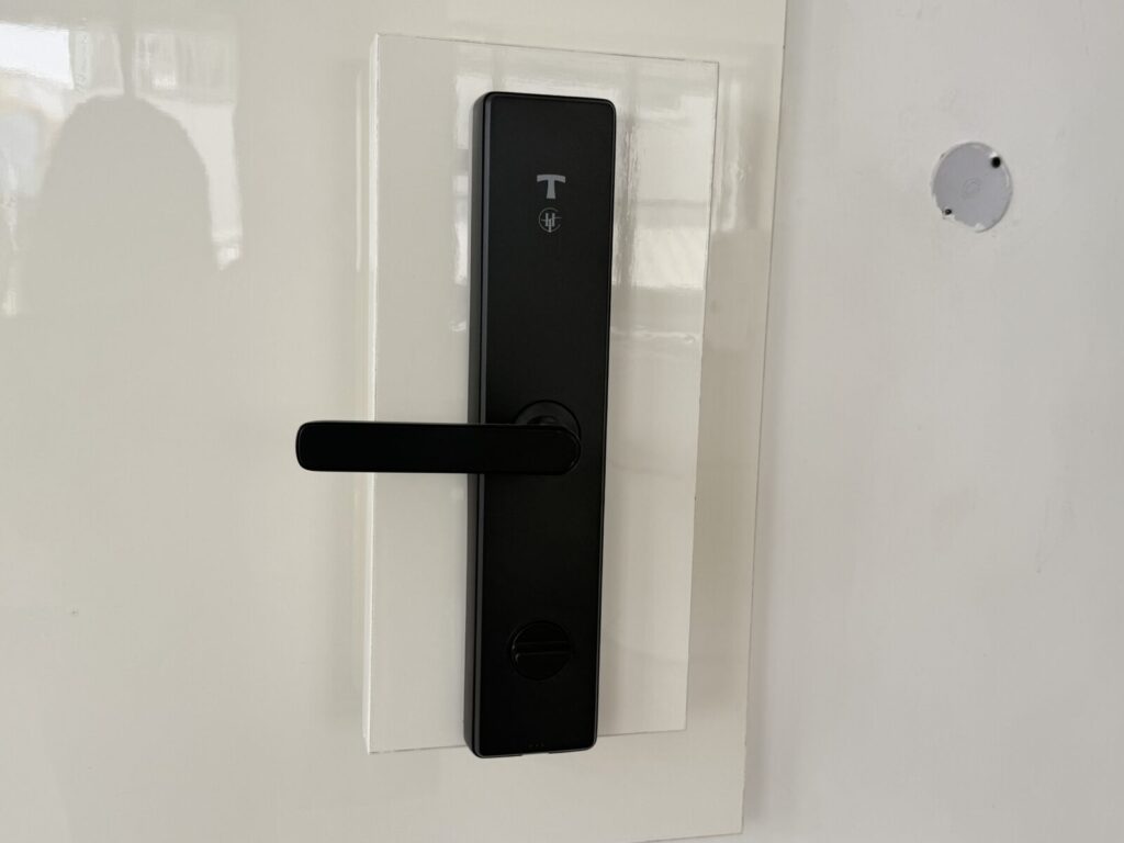 Smart lock T15